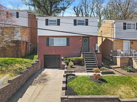 22 Elizabeth St, Mount Oliver, PA 15210