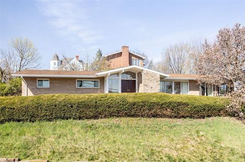 300 Wyoming St, Mount Washington, PA 15211