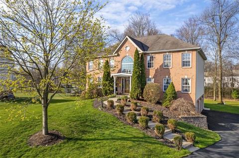 121 Mohawk Dr, Sarver, PA 16055