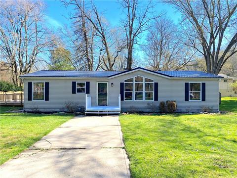 114 Conwell Ave, Tarentum, PA 15084