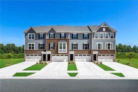 410 Scenic Dr, Canonsburg, PA 15317