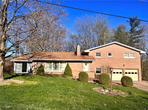 109 Crest Dr, Beaver, PA 15009
