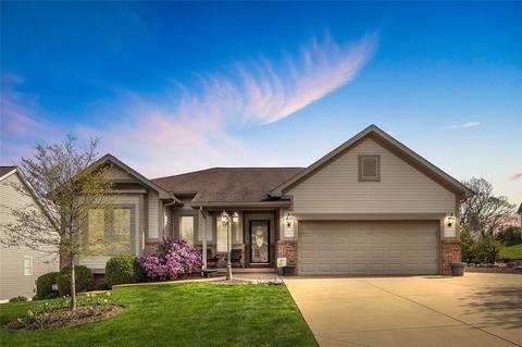 219 Angela Rosa, Jeannette, PA 15644