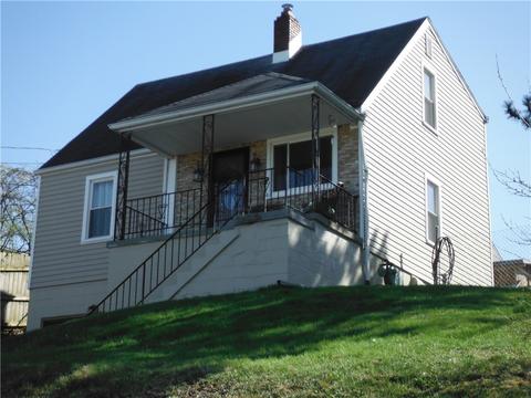 709 E Ascension Dr, West Mifflin, PA 15122