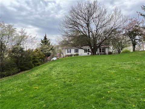 1036 Logan Rd, North Versailles, PA 15137