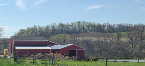 614 Bells Mills Rd, South Huntingdon, PA 15089