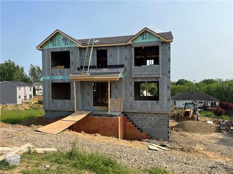 119 Sharon Dr, Pleasant Unity, PA 15676