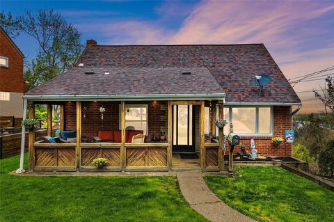 735 Elwell Ave, West Mifflin, PA 15122