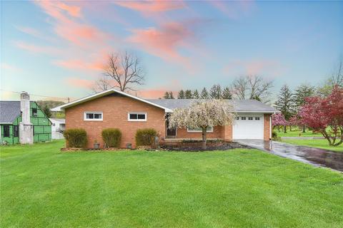 609 Golf Course Rd, Aliquippa, PA 15001