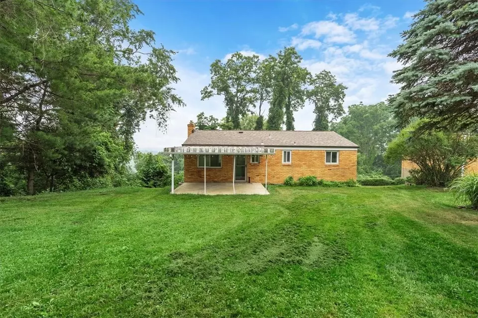  212 Walton Rd, Pittsburgh, PA 15236 photo 28