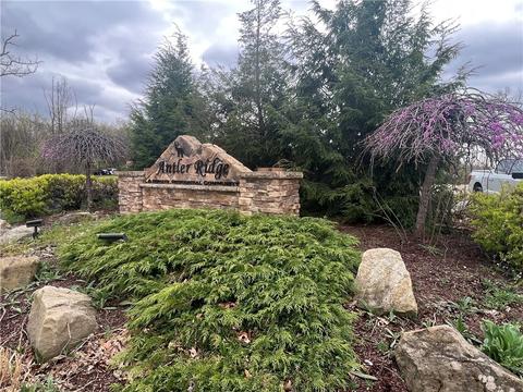 4 Dutch Ridge Road, Beaver, PA 15009