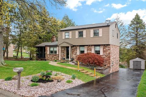 14265 Wayne Dr, North Huntingdon, PA 15642