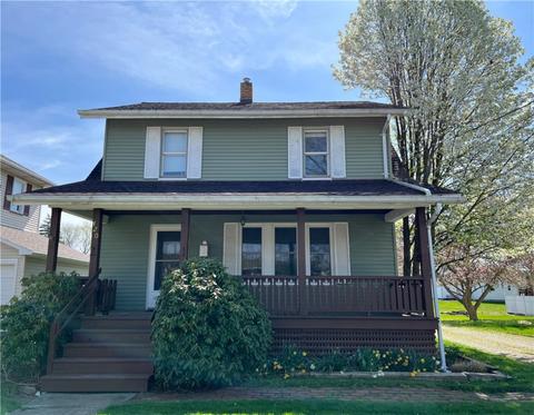420 Rainey Ave, Grove City, PA 16127