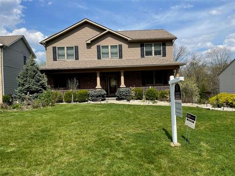 121 Winchester Dr, Plum, PA 15239