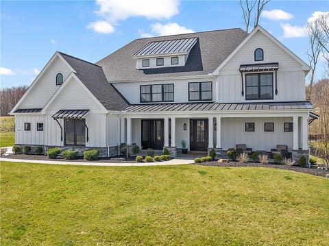 1024 Goldeneye Dr, Marshall, PA 15005