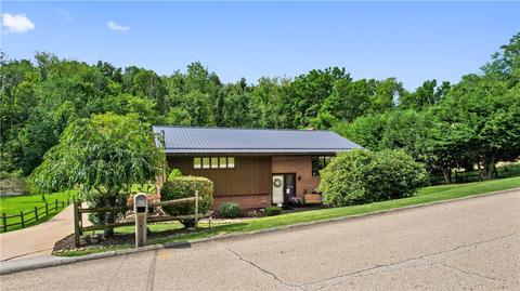 340 Comanche Dr, Rostraver, PA 15012