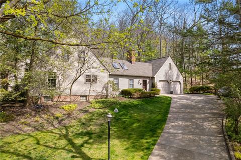 503 Buttermilk Ln, Bradford Woods, PA 15015