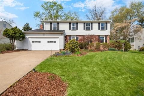 157 Cranbrooke Dr, Coraopolis, PA 15108