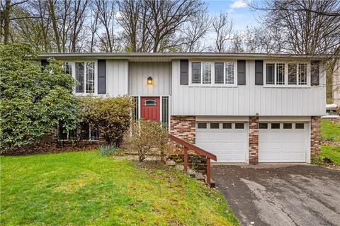 1500 King William Dr, Pittsburgh, PA 15237