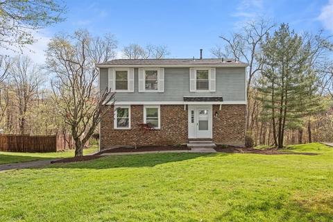 5903 Dalmation Dr, Bethel Park, PA 15102
