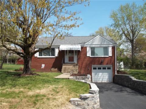 1812 Park Circle Dr, Shaler, PA 15116