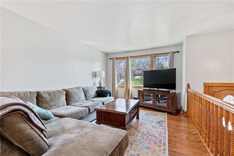 2 Hemlock St, Beaver, PA 15009 photo 6