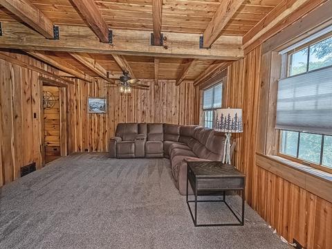210 Edgewater Dr, Monaca, PA 15061 photo 28