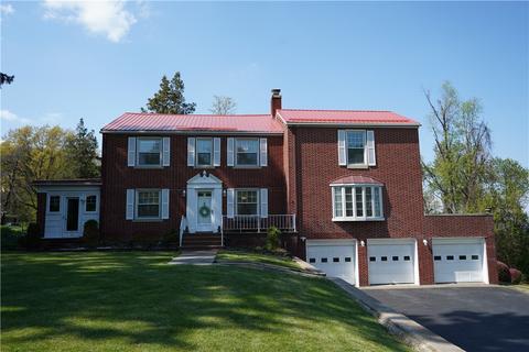 145 Meadow Spring Rd, Greensburg, PA 15601