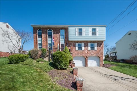 6738 Elk Rush Dr, Imperial, PA 15126