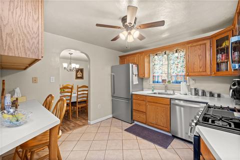 4597 E Willock Rd, Pittsburgh, PA 15227 photo 8