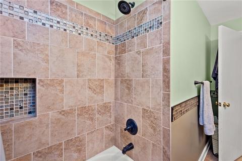 4597 E Willock Rd, Pittsburgh, PA 15227 photo 11
