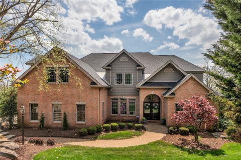 4079 Manor Oaks Ct, Export, PA 15632