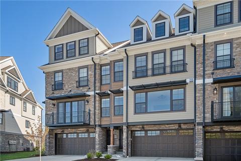 312 Highpointe Dr, Seven Fields, PA 16046 photo 2