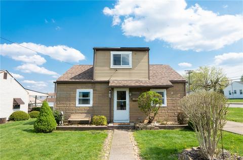 899 Summit Ave, Monaca, PA 15061