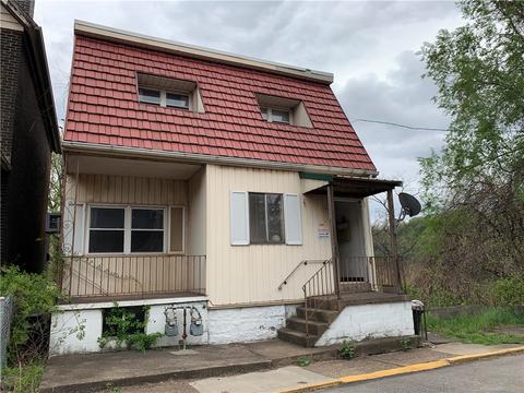 304 Glosser St, East Pittsburgh, PA 15112