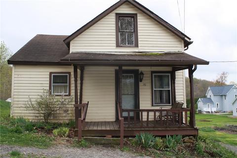 70 E Lacock, Sandy Lake, PA 16145