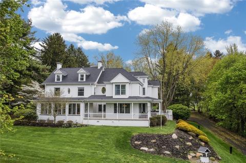 9730 Harmony Dr, Mccandless, PA 15237