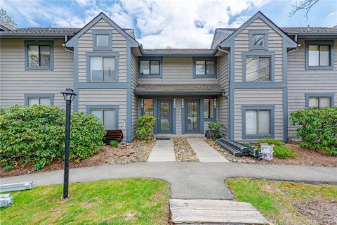 4606 Swiss Mountain Dr, Champion, PA 15622