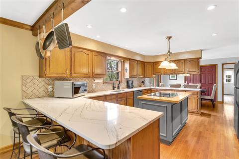 4920 Simmons Cir, Export, PA 15632 photo 11
