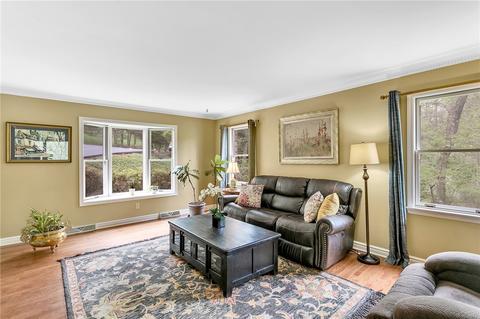 4920 Simmons Cir, Export, PA 15632 photo 7