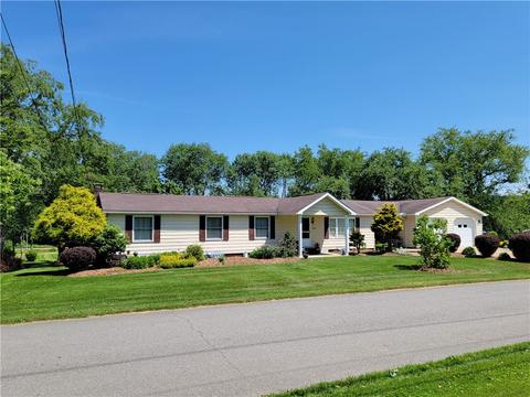 108 W 2nd St, Burnside, PA 15721