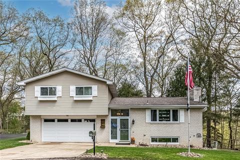 219 Chapel Ridge Dr, Shaler, PA 15116