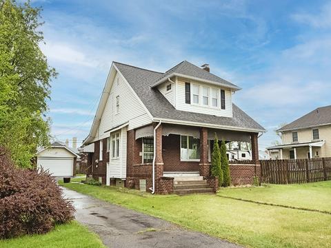 1123 Freeport Rd, Natrona Heights, PA 15065
