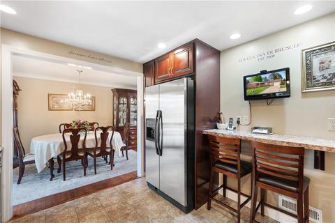 6 Lorrie Dr, Irwin, PA 15642 photo 10