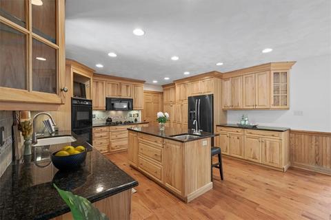 6390 Thompson Rd, Export, PA 15632 photo 7