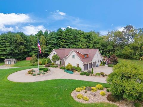 6390 Thompson Rd, Export, PA 15632 photo 1