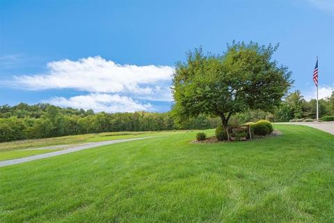 6390 Thompson Rd, Export, PA 15632 photo 23