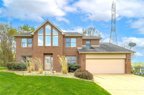 726 Stonegate Dr, Oakdale, PA 15071