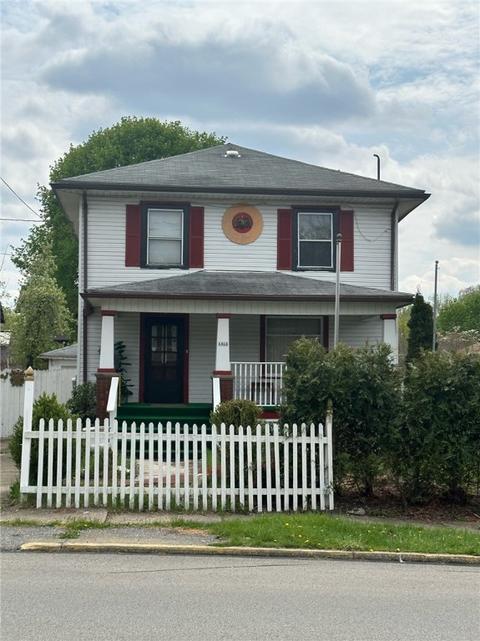 1415 Roemer Blvd, Farrell, PA 16121