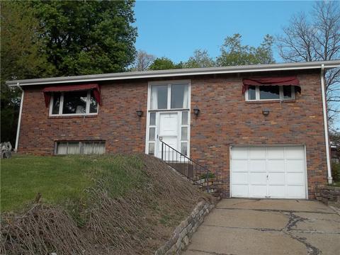 596 Wible Run Rd, Shaler, PA 15209